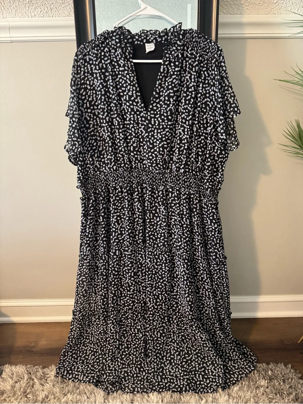 Plus Size Printed Dot V-Neck Women's Dress with Flutter Sleeves, Tier Skirt - 3x